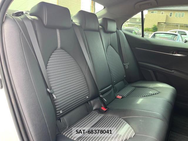 Toyota CAMRY 2023-02 8865815-9