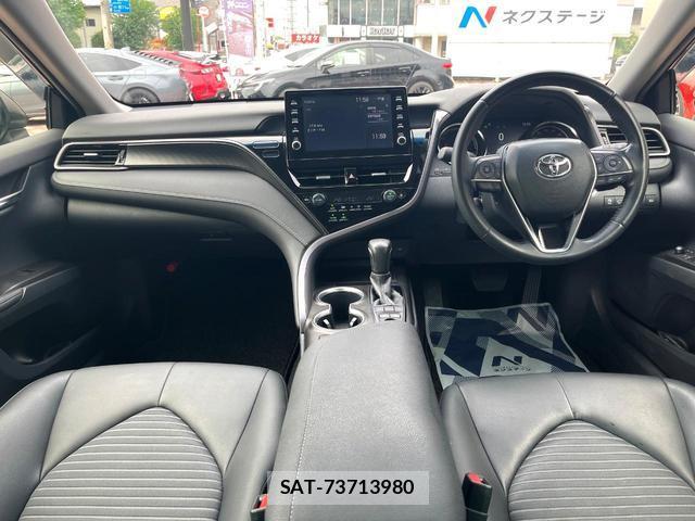 Toyota CAMRY 2023-11 8865817-1