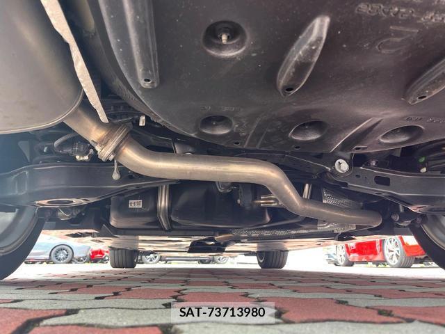 Toyota CAMRY 2023-11 8865817-18