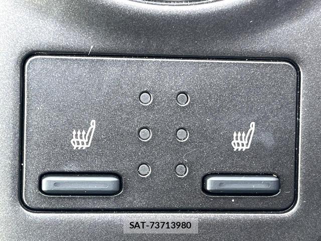 Toyota CAMRY 2023-11 8865817-4