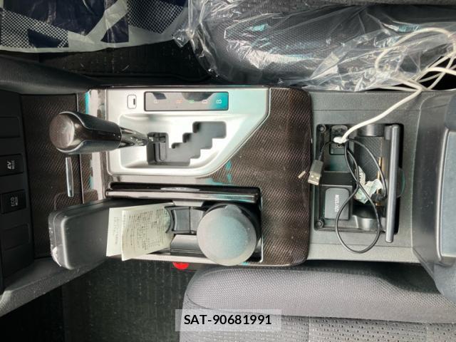 Toyota CAMRY 2012-06 8865917-10
