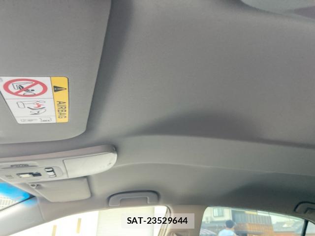 Toyota CAMRY 2023-06 8866050-16