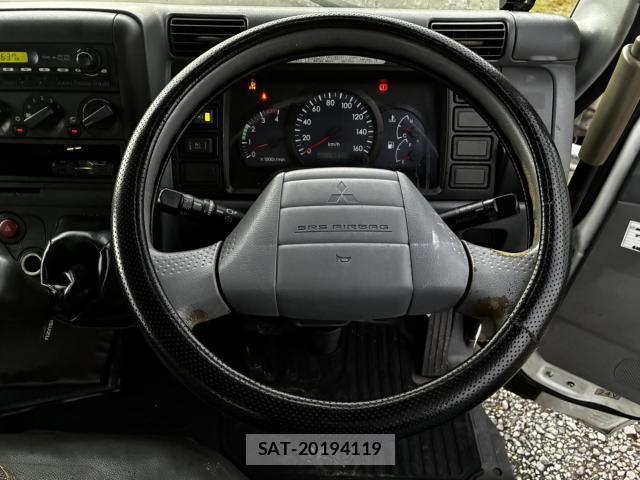 MITSUBISHI FUSO CANTER 2009-09 8865957-13