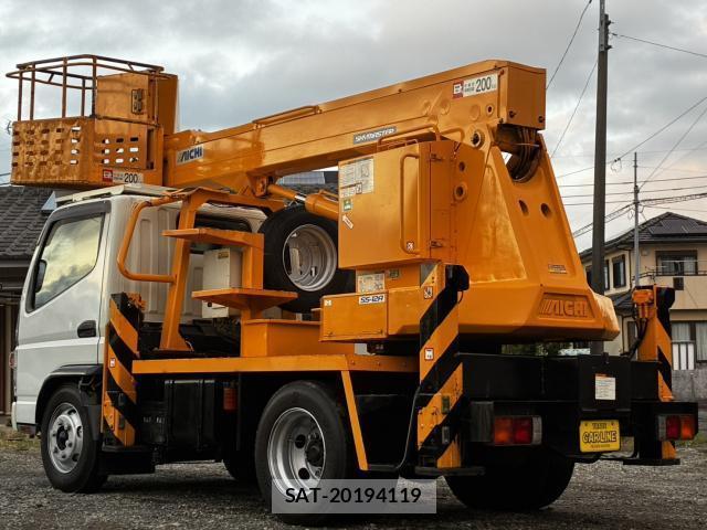 MITSUBISHI FUSO CANTER 2009-09 8865957-7