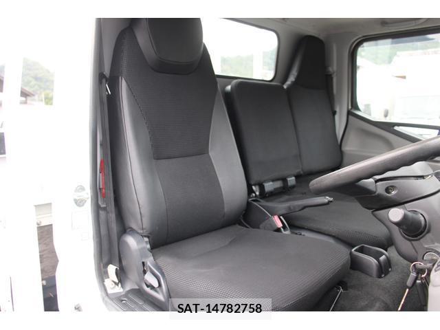 MITSUBISHI FUSO CANTER 2019-08 8866136-12