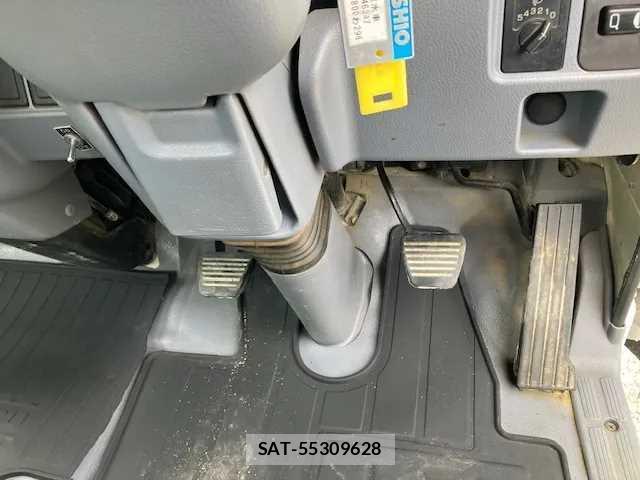 MITSUBISHI FUSO CANTER 2008 8866797-7