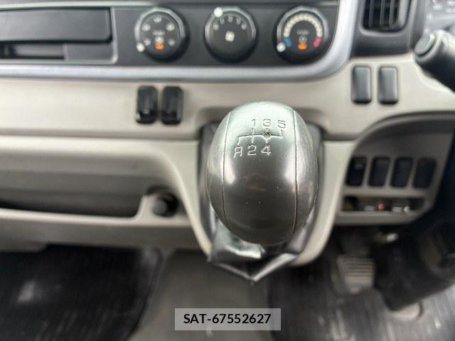 MITSUBISHI FUSO CANTER 2018-05 8867148-16