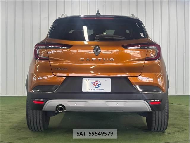 Renault CAPTUR 2021-03 8867361-15