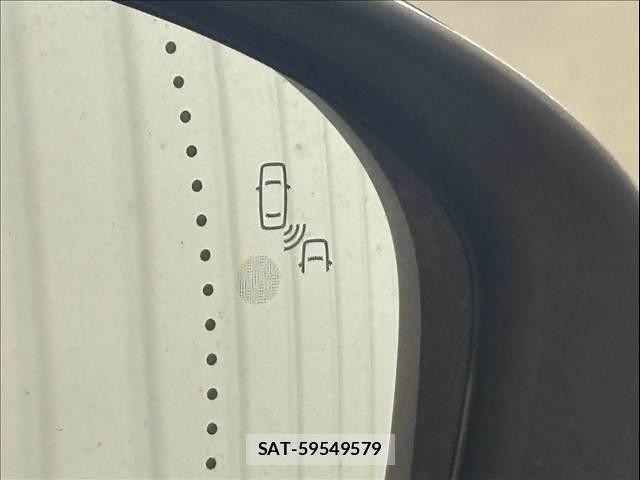 Renault CAPTUR 2021-03 8867361-4