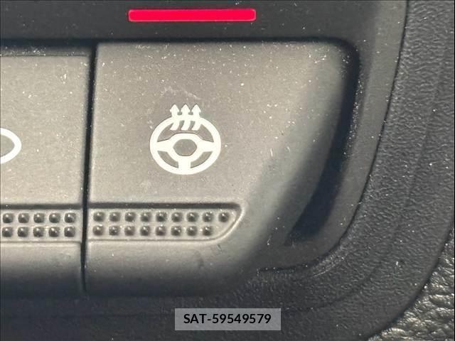 Renault CAPTUR 2021-03 8867361-7