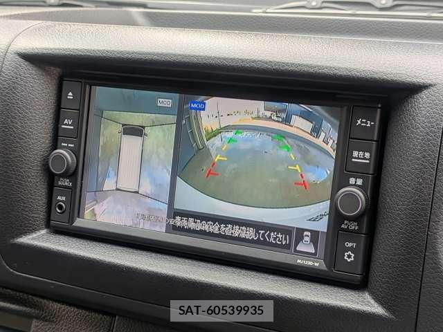 Nissan Caravan 2024-04 8866522-4