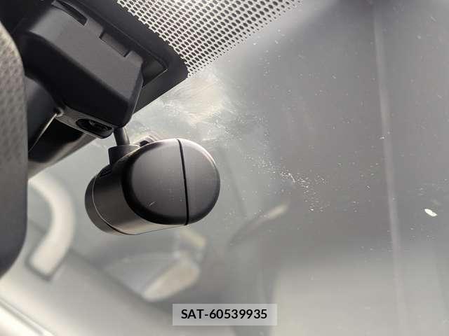 Nissan Caravan 2024-04 8866522-8
