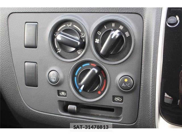 Nissan Caravan 2022-05 8866689-1