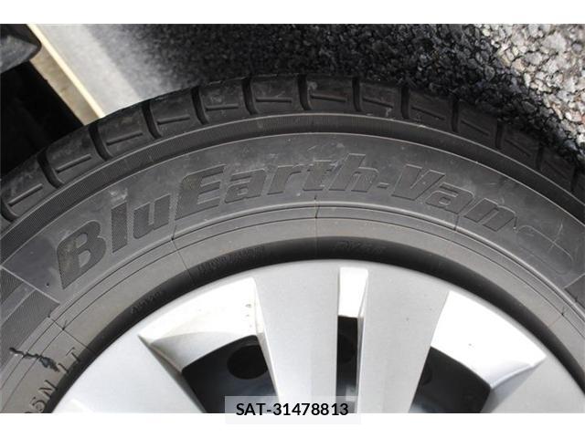 Nissan Caravan 2022-05 8866689-10