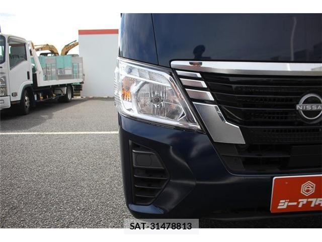 Nissan Caravan 2022-05 8866689-12