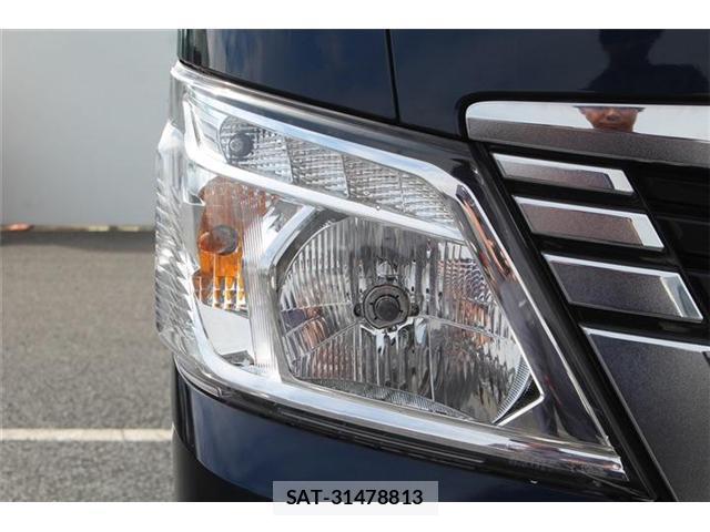 Nissan Caravan 2022-05 8866689-13