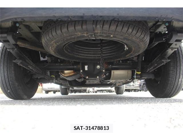 Nissan Caravan 2022-05 8866689-16