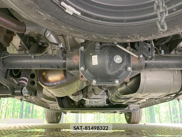 Nissan Caravan 2024-10 8866989-18
