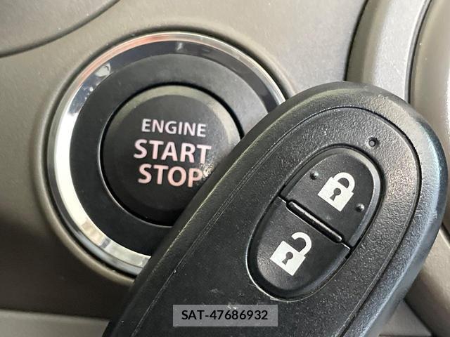 Mazda CAROL 2014-12 8866899-3