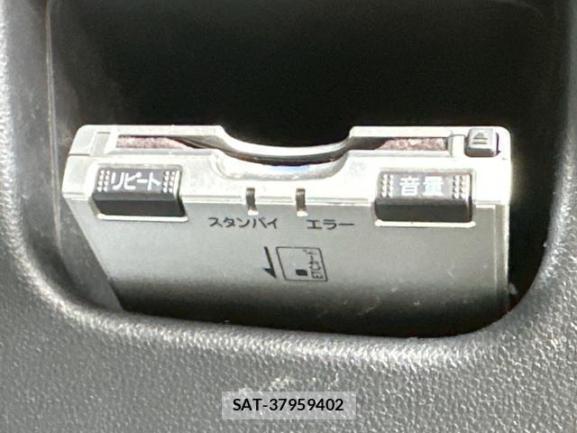 Daihatsu CAST 2018-05 8866705-6