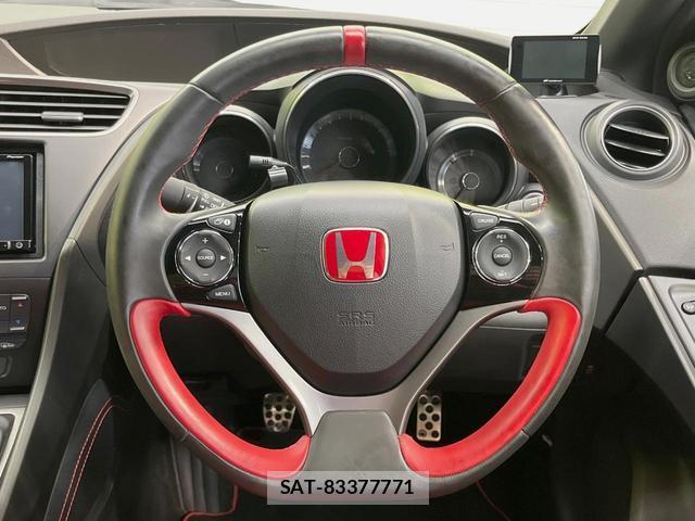 Honda CIVIC 2016-03 8865313-11