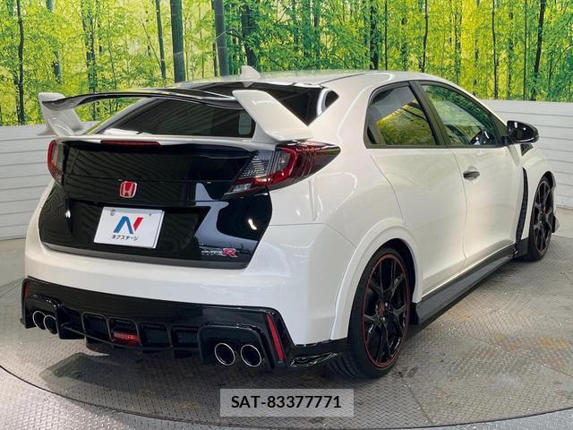 Honda CIVIC 2016-03 8865313-17
