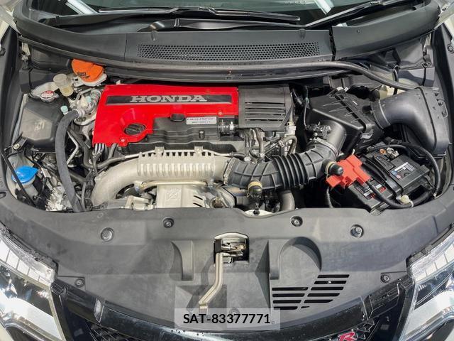 Honda CIVIC 2016-03 8865313-18