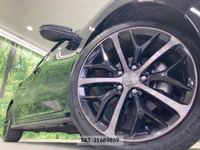 Honda CIVIC 2020-03 8866479-12