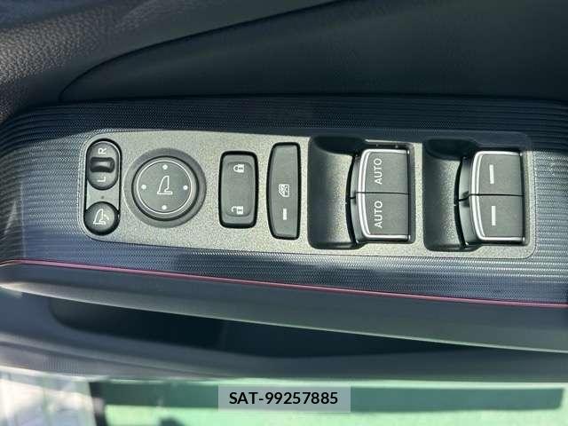 Honda CIVIC 2026-05 8866580-14