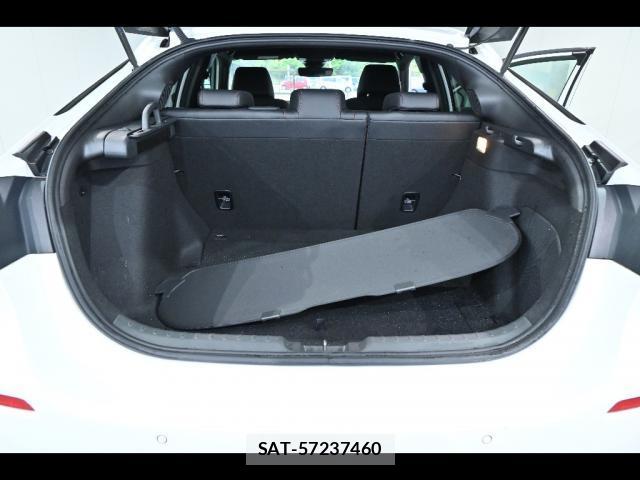 Honda CIVIC 2022-09 8866669-11
