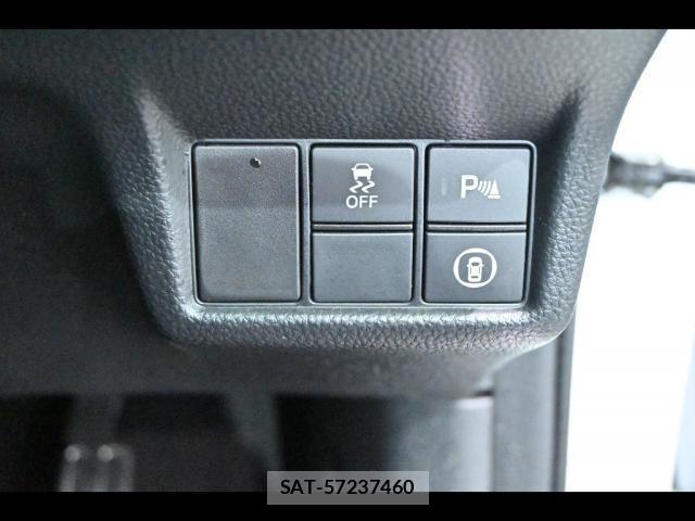 Honda CIVIC 2022-09 8866669-7
