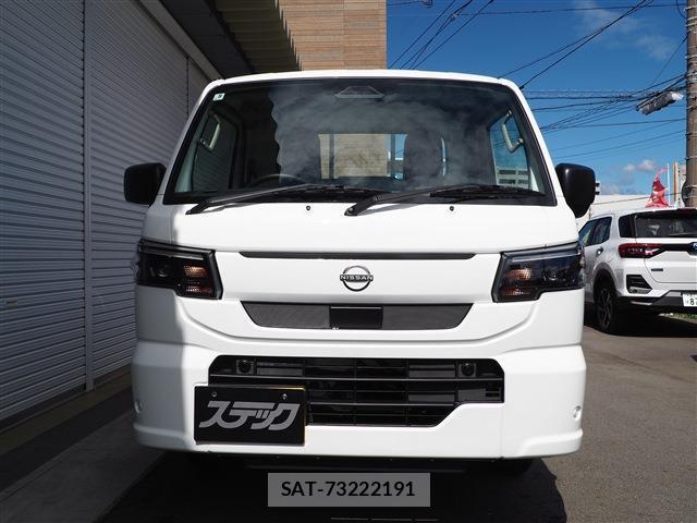 Nissan CLIPPER TRUCK 2026-08 8866890-1