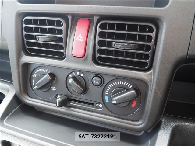 Nissan CLIPPER TRUCK 2026-08 8866890-11