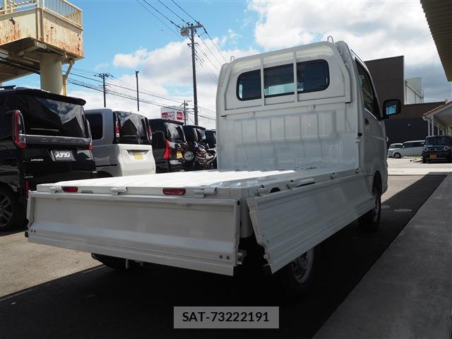 Nissan CLIPPER TRUCK 2026-08 8866890-17