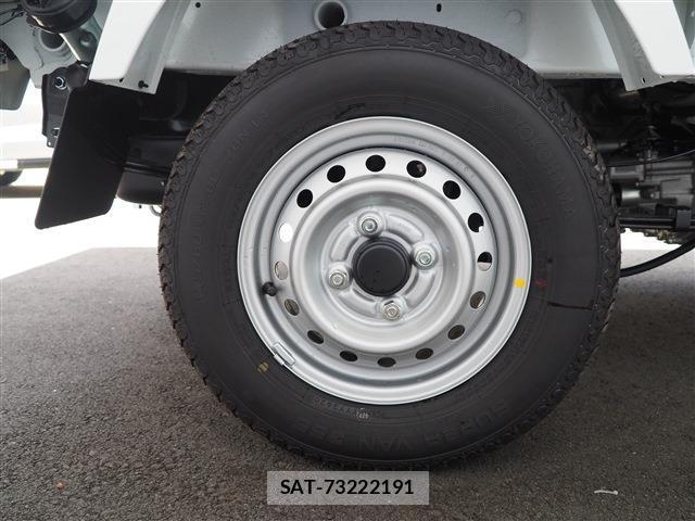 Nissan CLIPPER TRUCK 2026-08 8866890-19