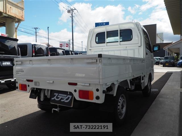 Nissan CLIPPER TRUCK 2026-08 8866890-3