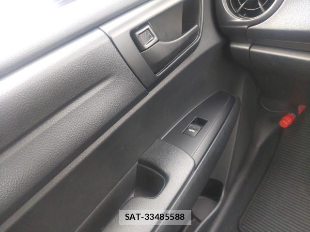 Toyota COROLLA AXIO 2018-09 8865619-12