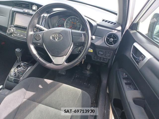 Toyota COROLLA AXIO 2015-09 8867330-2