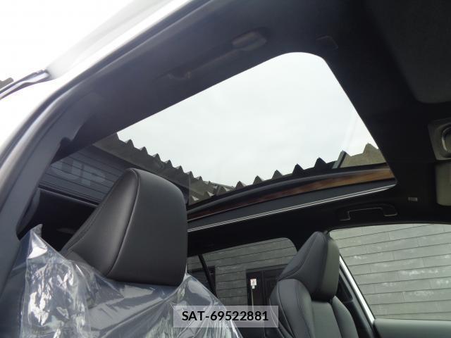 Toyota COROLLA CROSS 2026-08 8866125-15