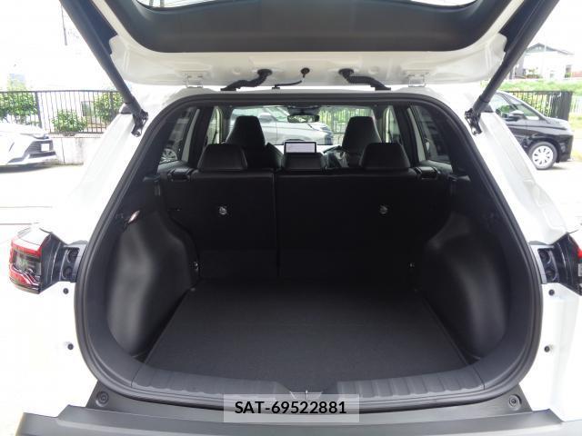 Toyota COROLLA CROSS 2026-08 8866125-18