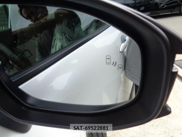 Toyota COROLLA CROSS 2026-08 8866125-6