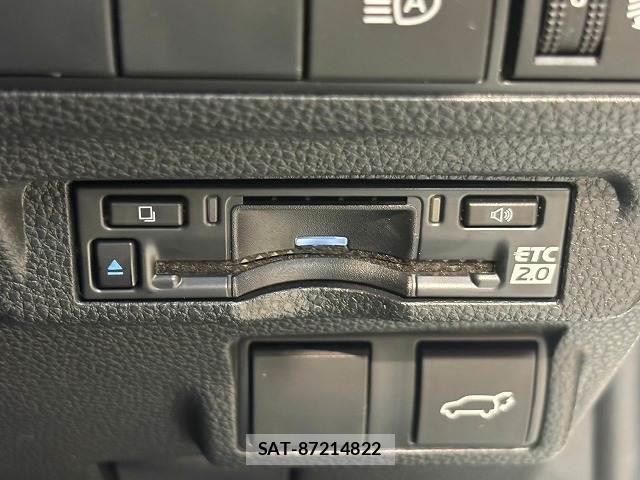 Toyota COROLLA CROSS 2023-12 8866787-9