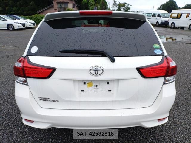 Toyota COROLLA FIELDER 2017-09 8865627-1