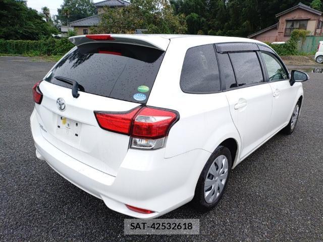 Toyota COROLLA FIELDER 2017-09 8865627-4