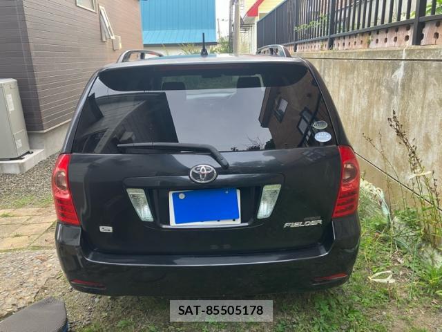 Toyota COROLLA FIELDER 2006-03 8865981-1