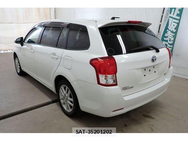 Toyota COROLLA FIELDER 2014-03 8866834-1