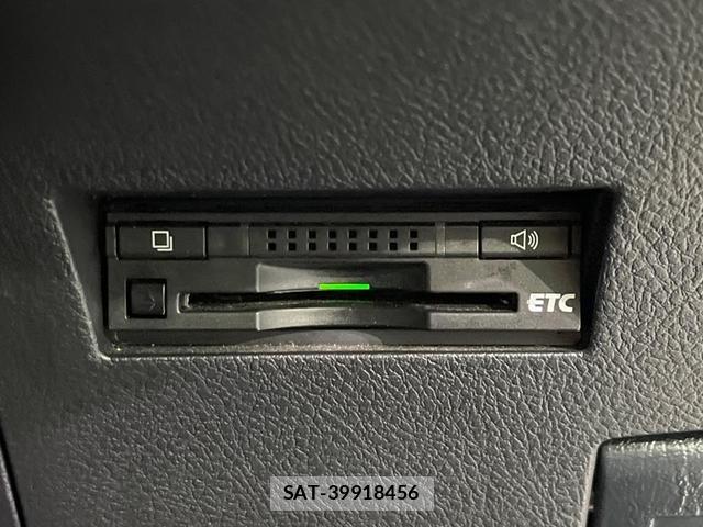 Toyota COROLLA FIELDER 2016-02 8867206-5