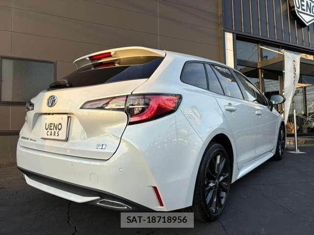 Toyota COROLLA TOURING 2022-02 8867003-4