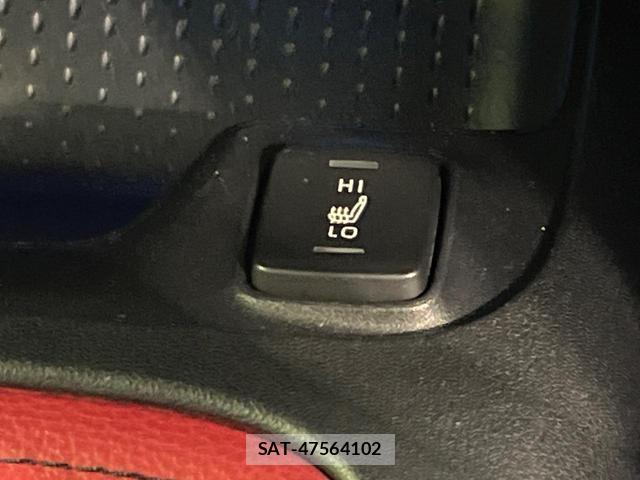Toyota COROLLA SPORT 2018-08 8865348-5