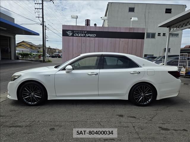 Toyota CROWN HYBRID 2014-08 8865435-16